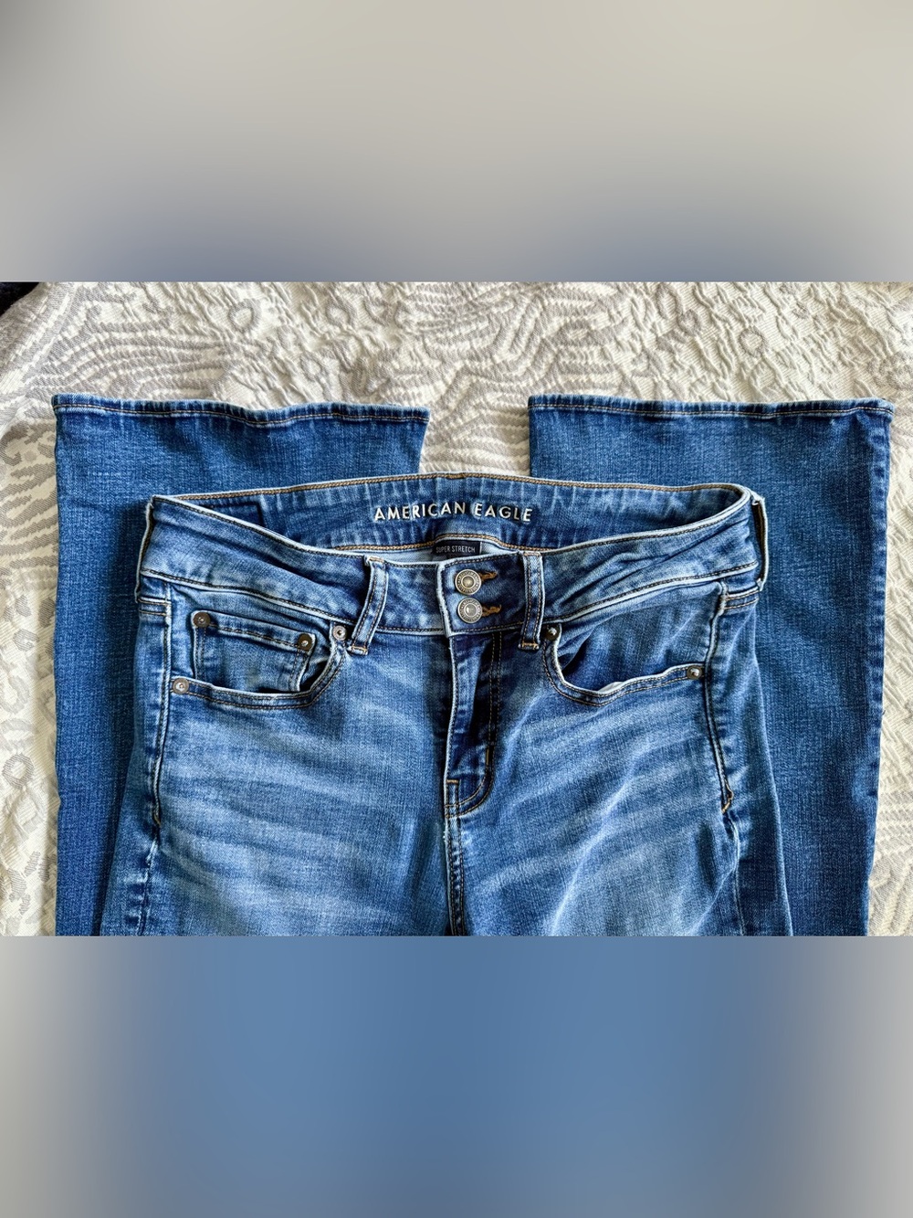 American Eagle Outfitters Artist Flare Super Stretch Jeans